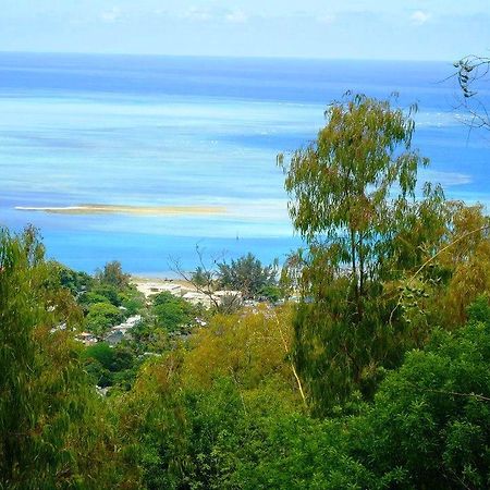 Coralie La Diffe'Rence Guest House Port Mathurin Bagian luar foto